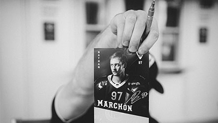 carte dédicace du joueur Nathan Marchon du HC Fribourg Gottéron