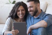 couple avec tablette